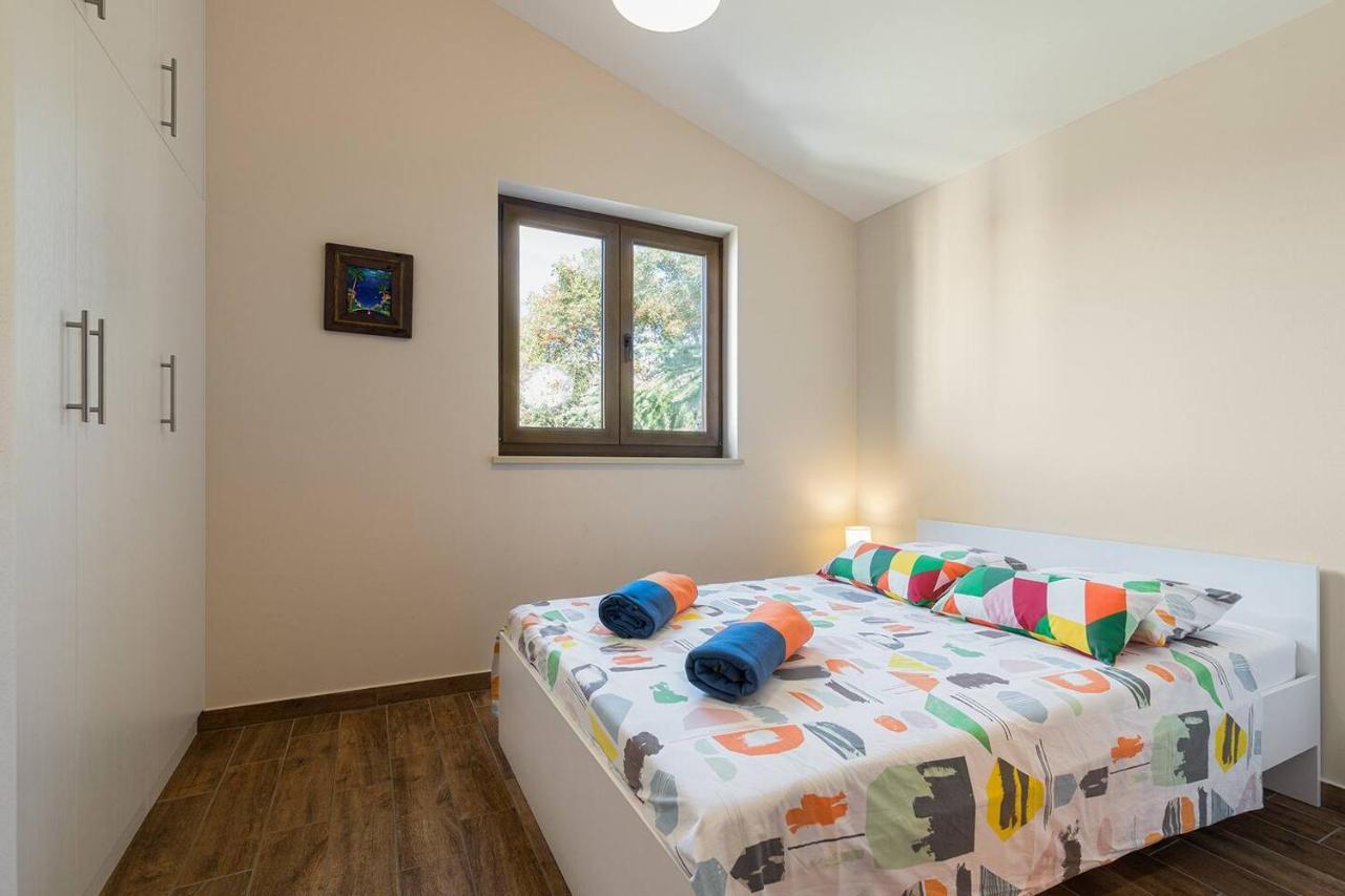 E&T Apartments With A Beautiful Pool غاباس المظهر الخارجي الصورة